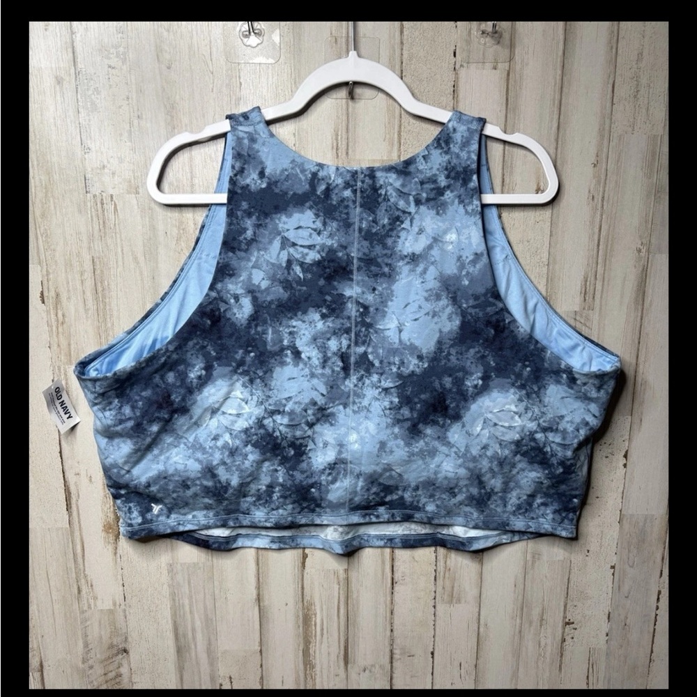 Old Navy Women’s Light Support PowerChill Longline Sports Bra Tank Size 4X NWT - Picture 2 of 16